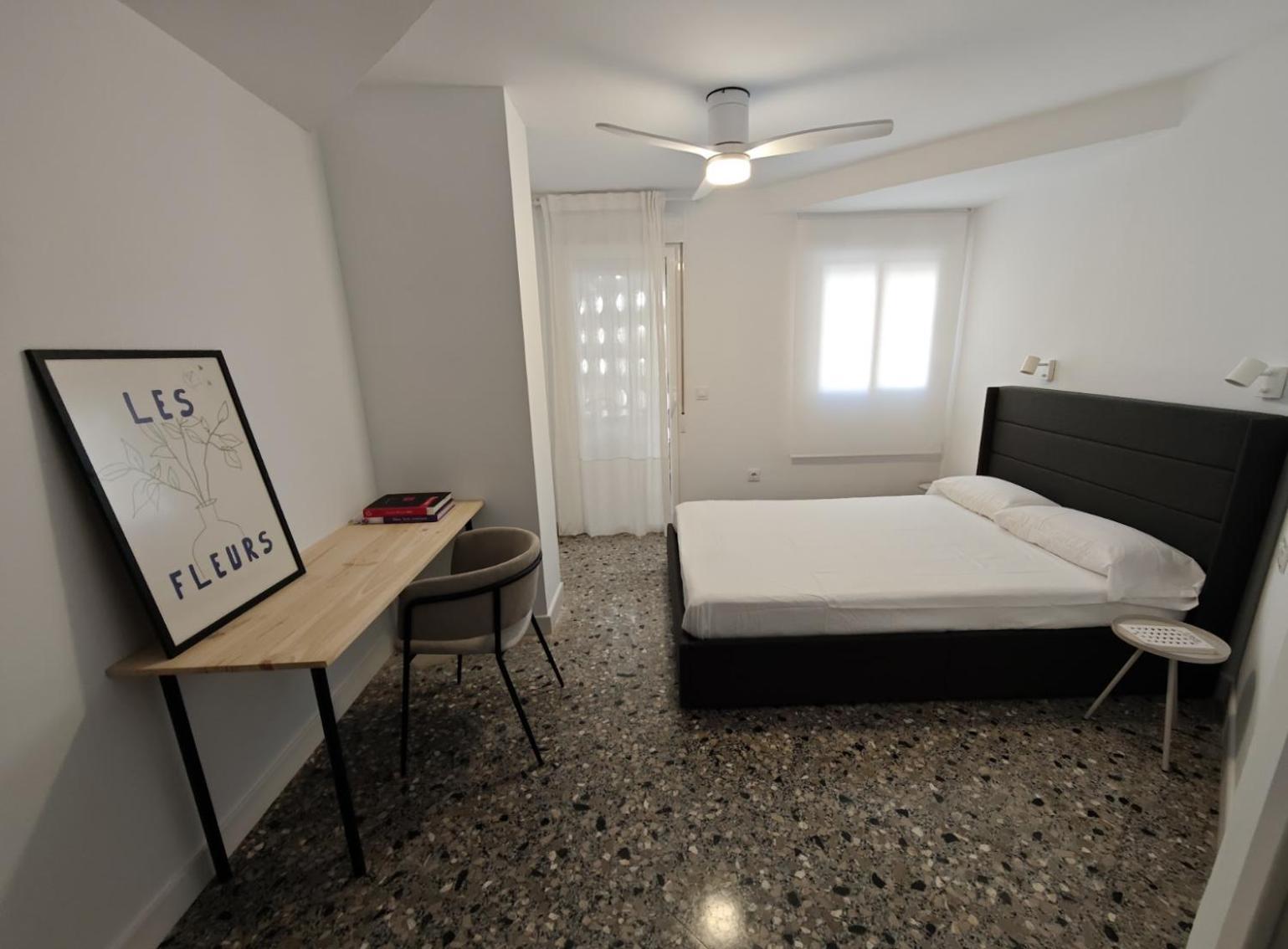 Gandia Design Suites Extérieur photo